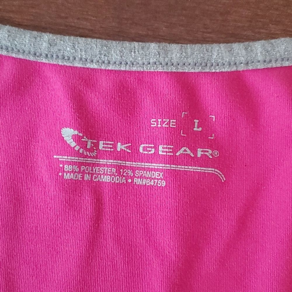 Tek Gear Women’s Large Pink & Gray V-Neck Athletic Tank Top Workout Shirt - Picture 7 of 8